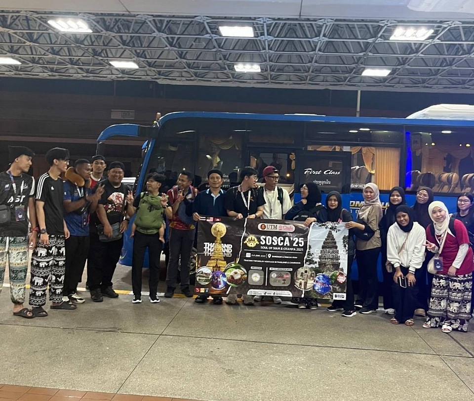 Minibus Rental with Driver & Bus Rental Services in Bangkok: Affordable Group Travel Buses for Events and Trips